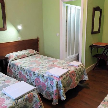 Hostal San Martin มาดริด ภายนอก รูปภาพ