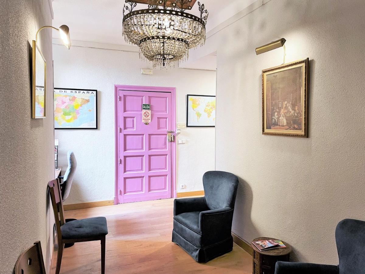 Hostal San Martin มาดริด ภายนอก รูปภาพ