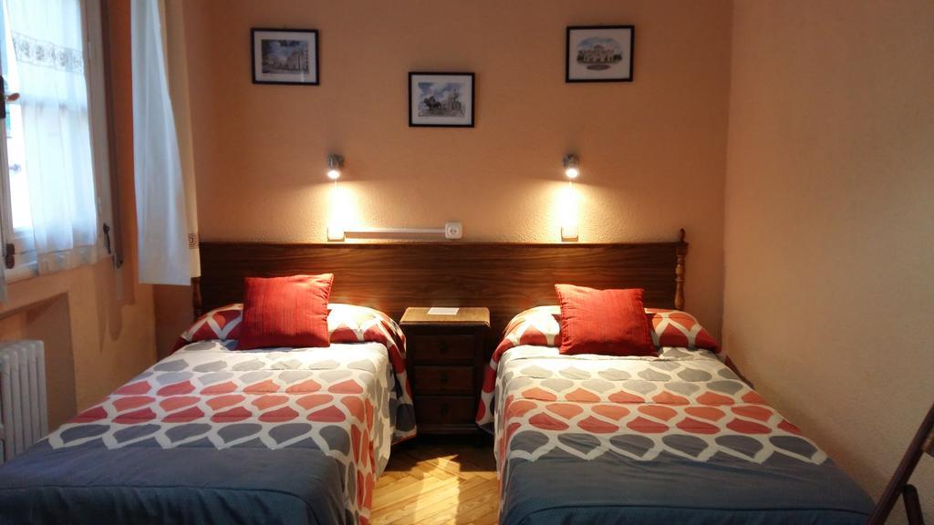 Hostal San Martin มาดริด ภายนอก รูปภาพ